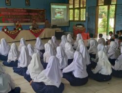 Anggota Polsubsektor Parit Tiga Laksanakan Kegiatan Penyuluhan Di SMPN 2 Jebus
