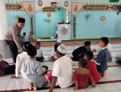 Melalui Jum’at Curhat Kapolsek Liang Berikan Pesan dan Himbauan Kamtibmas.