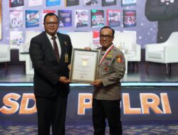 Bedah Buku As SDM Polri, Meritokrasi Jabatan Fungsional di Lingkungan Polri Mendapat Apresiasi Tinggi Para Pembaca.
