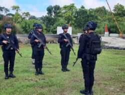 Ciptakan Kamtibmas Tetap Kondusif, Satbrimob Polda Kalteng Gelar Patroli Dialogis.