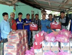 Jelang Lebaran Idul Adha 2024,  Dinsos Banggai Laut dan Relawan Tagana Kembali Melanjutkan Pembagian Sembako Ke Masyarakat Terdampak Banjir