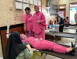 Jelang Hari Bhayangkara Ke-78, Bhayangkari Pulang Pisau Ikuti Bakti Kesehatan Donor Darah 