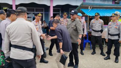 Secara Langsung! Kapolres Bangkep Turut Pantau pelaksanaan PSU desa Tatakalay TPS 01