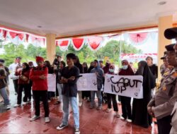 Polres Bangkep Kawal Unjuk Rasa Damai, Tambang Batu Gamping 