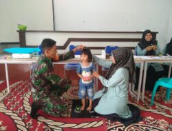 Peran Babinsa Barabai Dalam Pencegahan Stunting Melalui Posyandu Balita.