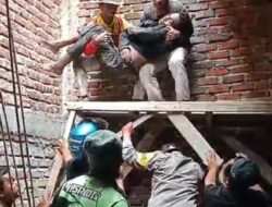 Polsek Luwuk dan Warga Evakuasi Korban Tersengat Listrik Tegangan Tinggi