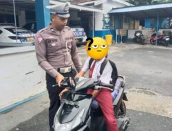 Polantas Amankan Anak SD Bawa Motor di Luwuk.