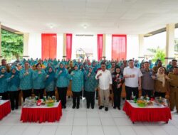 Kunjungan Kerja ke Kalimantan Timur, Ketum TP PKK Ajak Kader Kampanyekan Hidup Sehat dan Jaga Ketahanan Pangan