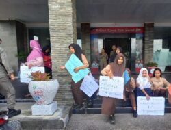 Puluhan Warga Desa Tepus Tuntut Hak Pendidikan dan Terancam Putus Sekolah