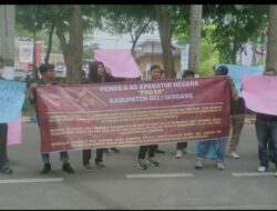 Diduga Terlibat Politik Praktis, Puluhan Mahasiswa Demo Minta Pj Bupati Deli Serdang Copot Camat Galang