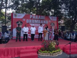 Kepala Dinas Pendidikan Melepas Parade Drumband Pelajar SD & SMP se Kabupaten Jember Langsung Oleh Wakil Bupati Jember