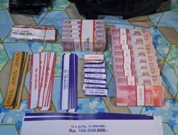 Bareskrim  Gerebek Lokasi Percetakan Uang Palsu