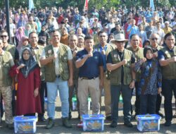 Panglima TNI Bagikan Ratusan Paket Sembako dan Tanam Pohon di PMPP TNI