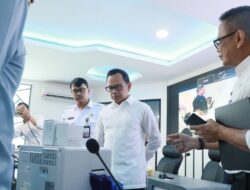 Wamendagri Bima Arya Tegaskan Pentingnya Validitas dan Keamanan Data pada Pelayanan Dukcapil