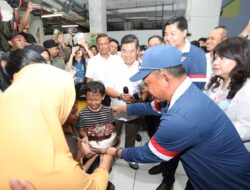 Ultah, Mendagri Tito Dapat Kejutan Saat Meninjau Rusun Pasar Rumput