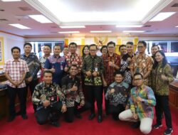 Kemendagri Perkuat 6 Pengelolaan Informasi dan Komunikasi Publik Melalui Rapat Koordinasi Yang Dipimpin Wamendagri