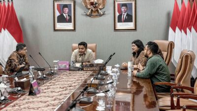 Sekretaris Kabinet Berikan Arahan untuk Tingkatkan Layanan dan Inovasi kepada Presiden Prabowo dan Wakil Presiden Gibran