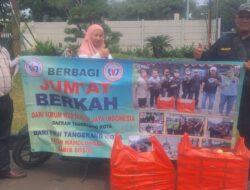 FWJI Tangerang kota Gelar Jumat Berkah Didepan Polres Metropolitan