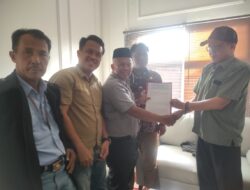 Survei Menangkan Salah Satu Paslon Diduga Abal-Abal, Tim Hukum Paslon 1 Klarifikasi KPU dan Bawaslu Prabumulih