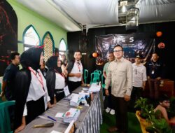 Wamendagri Bima Arya Apresiasi Kreativitas TPS Bertema Unik untuk Tingkatkan Partisipasi Pemilih