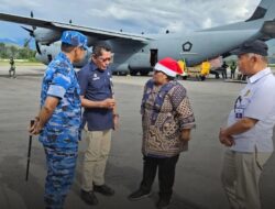 Instruksi Presiden, Wamendagri Tinjau Harga Tiket Pesawat Saat Nataru di Papua Pegunungan