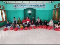 Ditengah Ekonomi Babel Terpuruk, PWRI Basel Santuni 25 Paket Sembako Ke Anak Yatim Dan Kaum Dhuafa