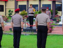 Kapolres Banggai Pimpin Upacara Kenaikan Pangkat 45 Personilnya
