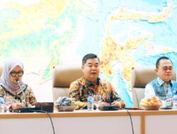 Tegaskan Pentingnya Efisiensi Anggaran pada Rapat Awal 2025