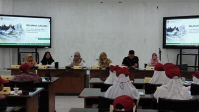 Sambangi Perpustakaan DPRD Sumbar, Guru dan Siswa SDN 22 Ulak Karang Utara 