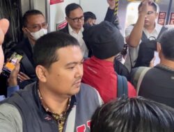 Pejabat Ditantang Naik Transportasi Umum
