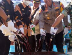 Bea Cukai Luwuk Gelar Pemusnahan Barang Bukti Hasil Penindakan, Mu’mar Khafadafi : Para Tersangka Telah Membayar Sanksi Administrasi Tiga Kali Kerugian Cukai