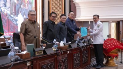 Ranperda SPBE, Gubernur Berikan Jawaban terhadap Pandangan Fraksi DPRD Sumbar 