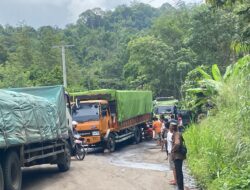 Sopir Ambulans di Muara Enim Putus Asa, Tinggalkan Pasien Akibat Macet Total oleh Truk Batubara