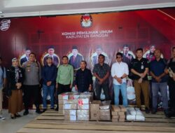 Polres Banggai Sukses Kawal Kedatangan Logistik PSU Pilkada 2024