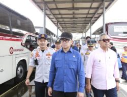 Wamendagri Bima Cek Kelayakan Armada Bus di Terminal Leuwipanjang, Jelang Arus Mudik