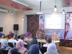 Muhidi Sosialisasikan Perda Ketahanan Keluarga, Dorong Orang Tua Perkuat Peran dalam Mendidik Anak
