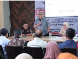 Ajak Orang Tua Menjaga Keluarga dari Pengaruh Negatif, Ketua DPRD Sumbar Sosper