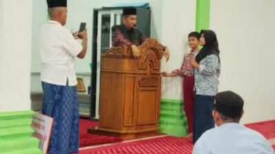 Subuh Berjamaah di Musala Al Muhajirin Rimbo Tarok, Evi Yandri Berikan Motivasi 