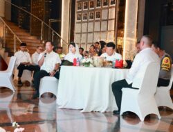 Mendagri Tito Bersama Kapolri Pantau Sitkamtibmas pada Malam Takbiran Idul Fitri 1446 Hijriah di Daerah