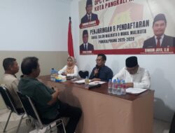 Prof Udin Kembalikan Formulir Pendaftaran Balon Pilkada Pangkalpinang Disambut Hangat di DPC Gerindra