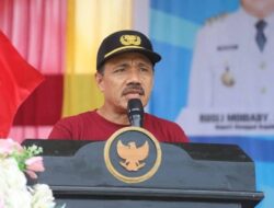 Pj. Sekda Bangkep Suripto Nurdin Buka Kegiatan O2SN FLS3N dan GSI Tingkat Kabupaten di Desa Lalong, Tinangkung Utara