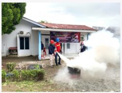 Siaga Hadapi Situasi Darurat, Departement HSE Area Kundur Gelar Pembinaan Pemadam Kebakaran di Klinik Pratama Bakti Timah Perayun
