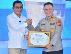 Menteri PPMI Berikan Penghargaan Kapolda Sulteng Atas Komitmen Penanganan TPPO dan Migran Ilegal