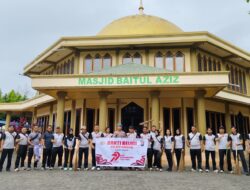 Sambut HUT Bhayangkara ke-79, Polres Banggai Gelar Bakti Religi Bersih-Bersih Tempat Ibadah