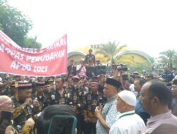 Tuntut Kesejahteraan, Ratusan Anggota BPD se-Deli Serdang Geruduk Kantor DPRD dan Bupati Deli Serdang