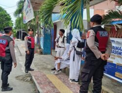 Samapta Polres Banggai Sambangi Sekolah Saat Kegiatan MPLS