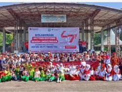 Aksi Bersihkan Kawasan Wisata, PT Timah Berkolaborasi ke Pemkab Beltim dan Masyarakat