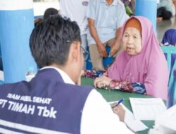 HUT PT Timah Hadirkan Pelayanan Kesehatan Gratis, Masyarakat Antusias Datang ke Lapangan Gedung Krida Belinyu