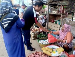 Prof Udin Disambut Hangat di Pasar Parit Lalang, Warga Berharap Perubahan