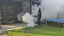 Peduli Kesehatan Masyarakat, PT Timah Division HSE Kundur Lakukan Aksi Fogging Area Perkantoran